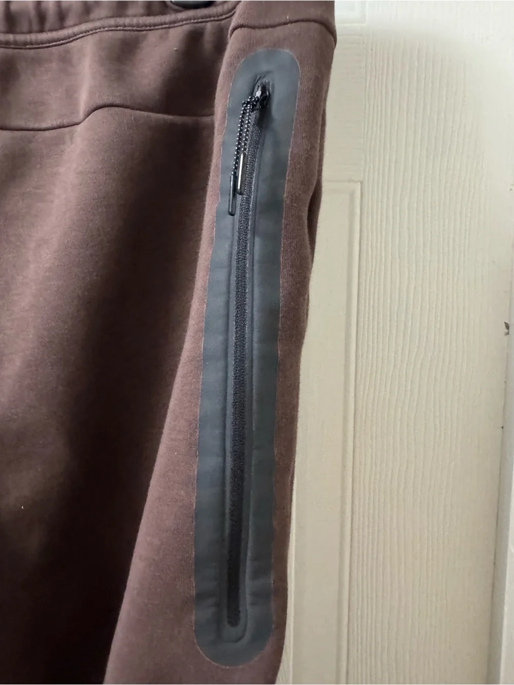 Nike Men’s Chocolate Brown Fleece Joggers